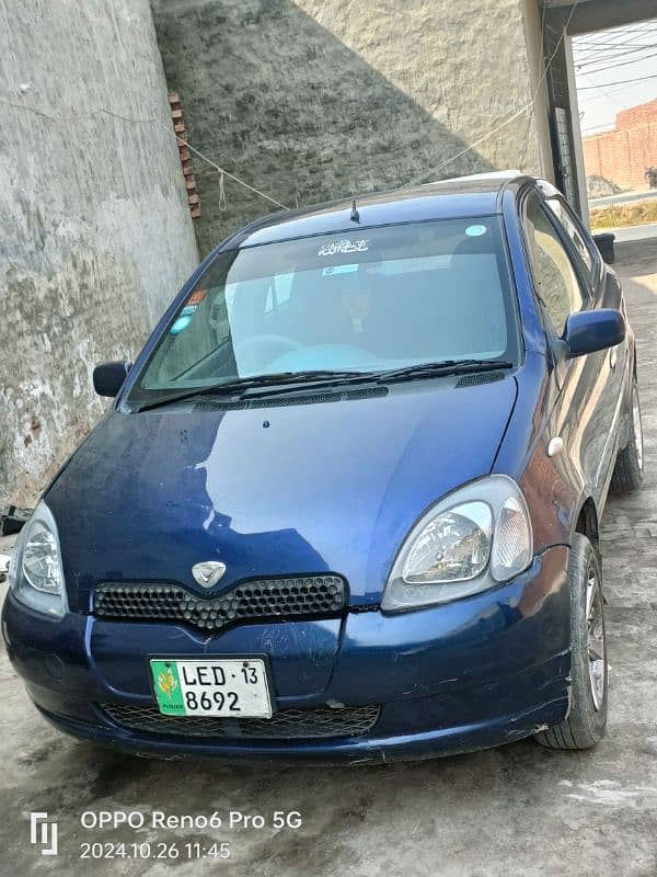 Toyota Vitz 2013 1