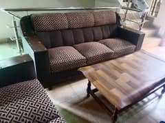 Sofa set 6 Seater Like A new urgent for sale in wapda town phase 1