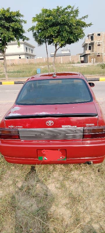 Toyota Corolla XE 2000 6