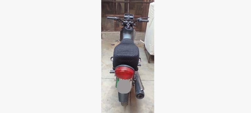 Honda CG125 with extra cafe Racer Handle and 2024 Tanki Tappy 3