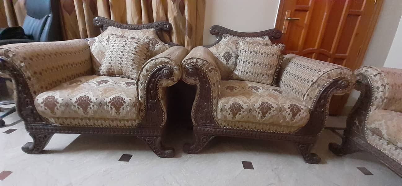 7 seater royal sofa set 2