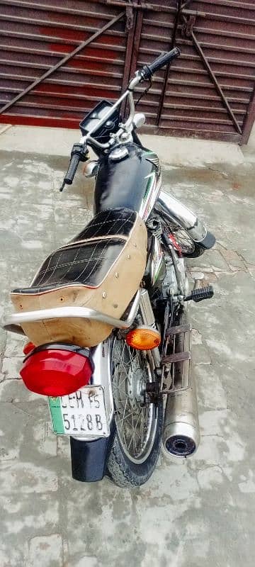 Honda 125 2015B Model Excellent condition 7