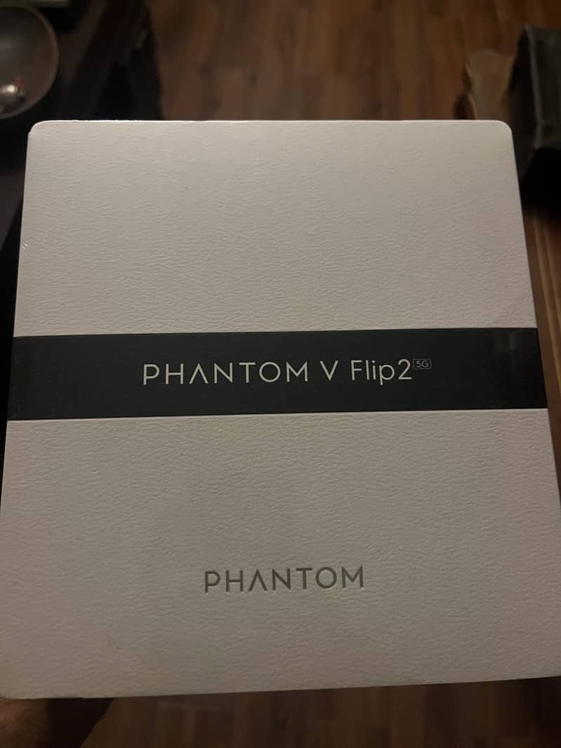 Brand new box pack Phantom VFlip 2 0