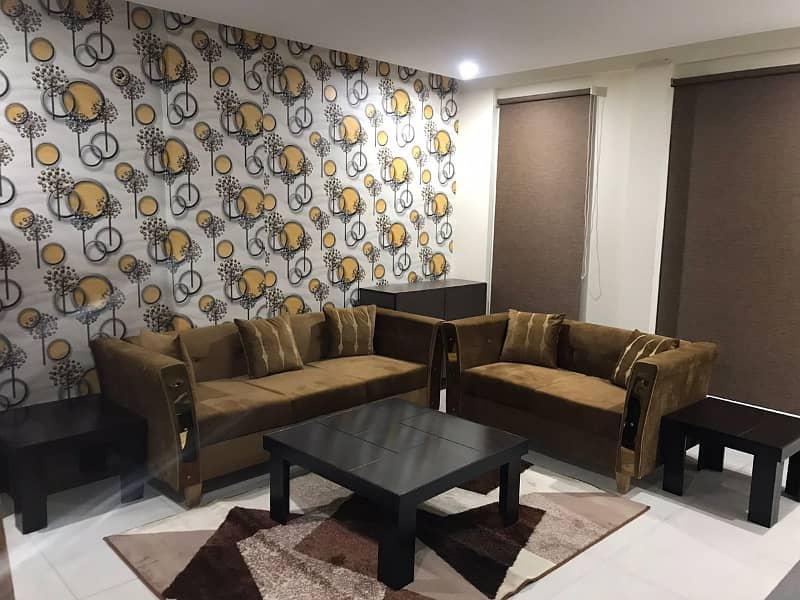 Furnish laxry apartment bahria town lahore par day weekly available for rent 8