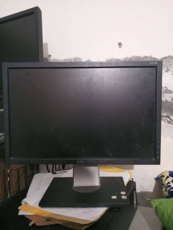 Dell 20 inach LCD far sale urgent 4