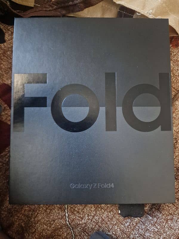 Samsung Galaxy Z Fold 4 0