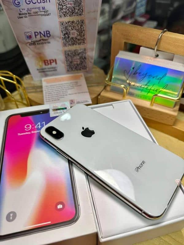 iphone x with complete box 0340/69/50/368 whatsapp number 1