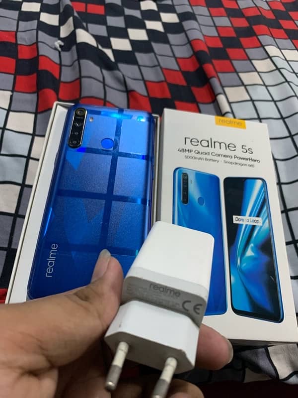 Realme 5s  128gb 6