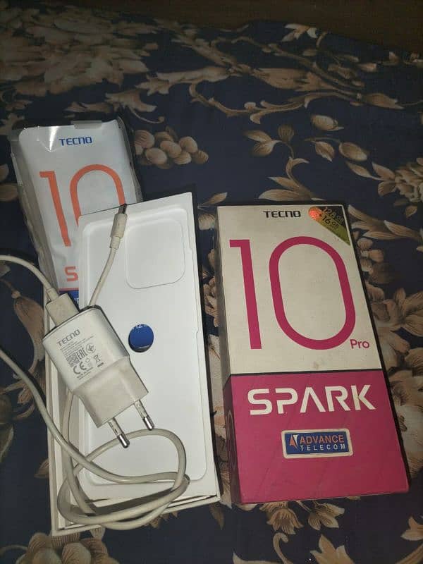 Techno spark 10 pro 8+8/128 4