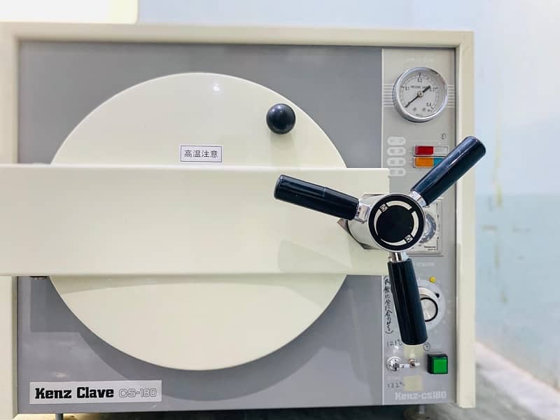 Auto Clave hospital equipments 0