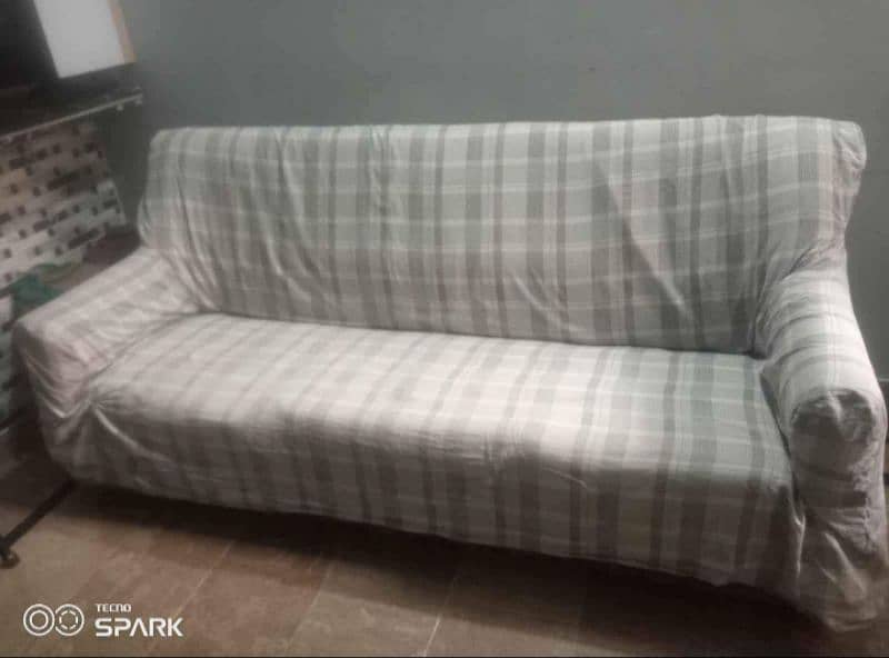 5 Seater Sofa only 5500 Normal Condition 15