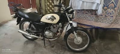 Suzuki GS 150