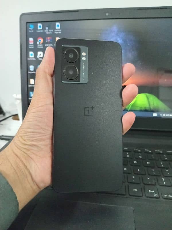 Oneplus N300 premium black 5