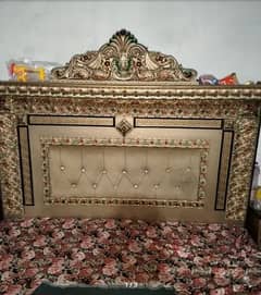 Wooden Bed in best condition used with care 0/3/2/1/4/7/1/9/6/3/9