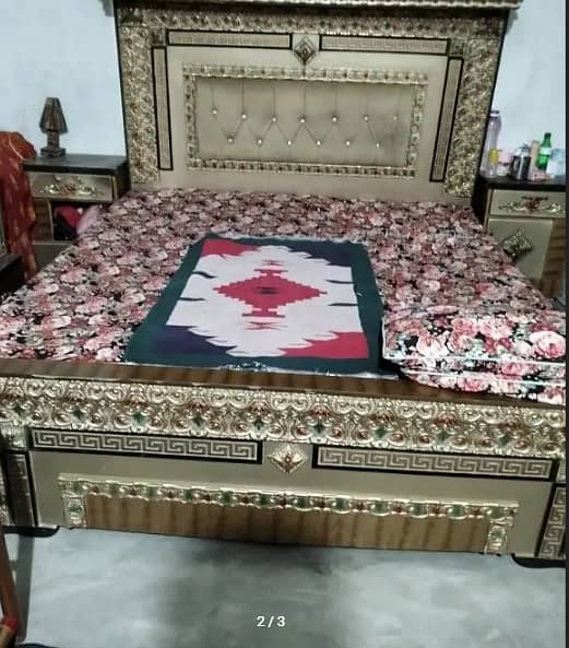 Wooden Bed in best condition used with care 0/3/2/1/4/7/1/9/6/3/9 1