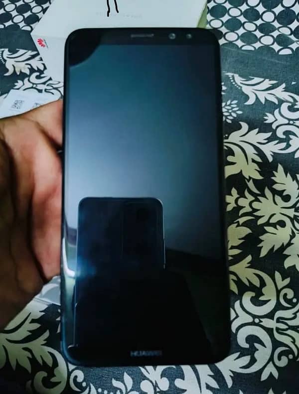 Mate 10 lite almost new condition 1