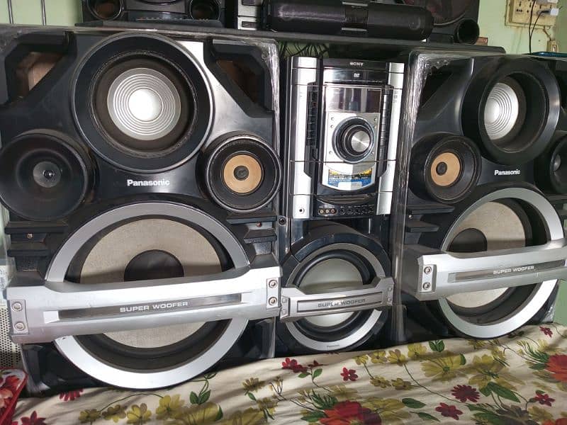 Panasonic haifi 15 woofer and sony amplifier good sound like 0