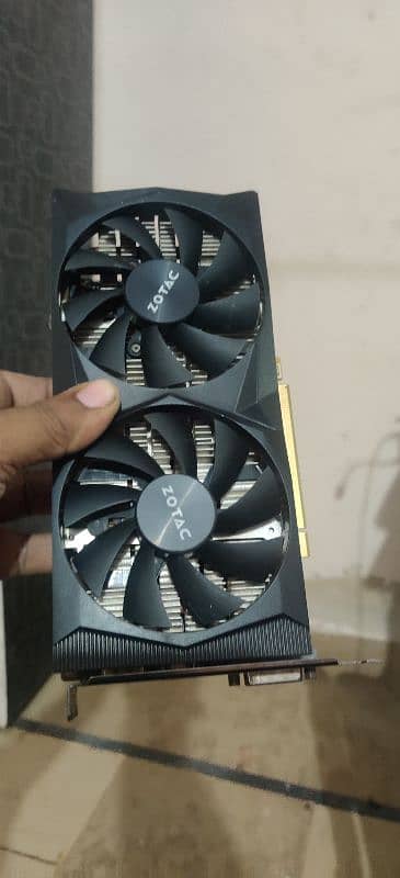 RTX 2060 ZOTAC MINT CONDITION WITH LOWEST TEMPERATURE 0