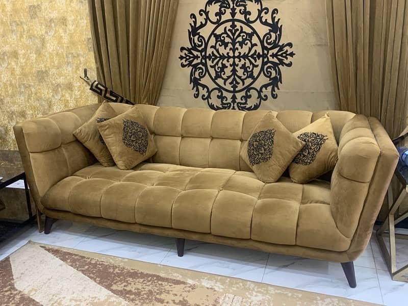 sofa set or sath main parda b hai 2