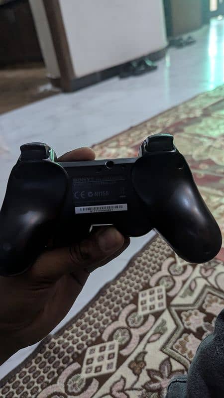 Playstation 3 (original controller) 1