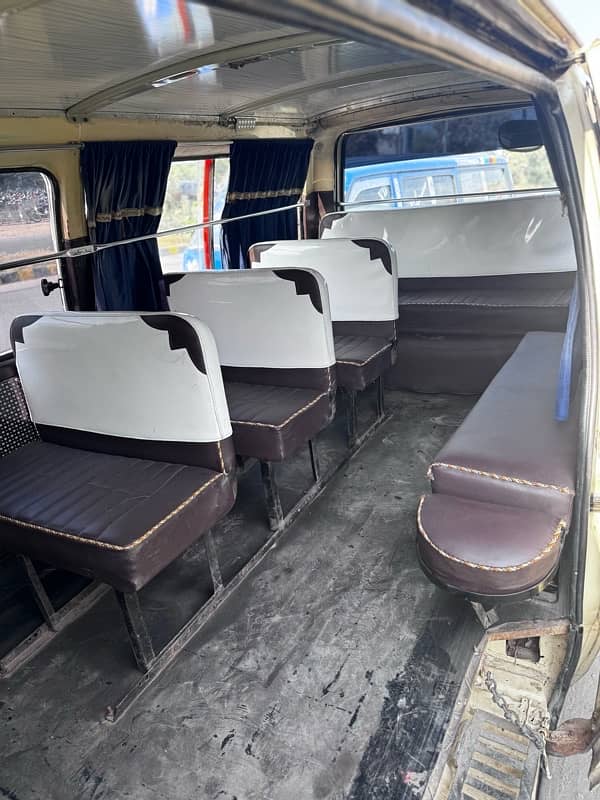 toyota hiace 03214502851 9