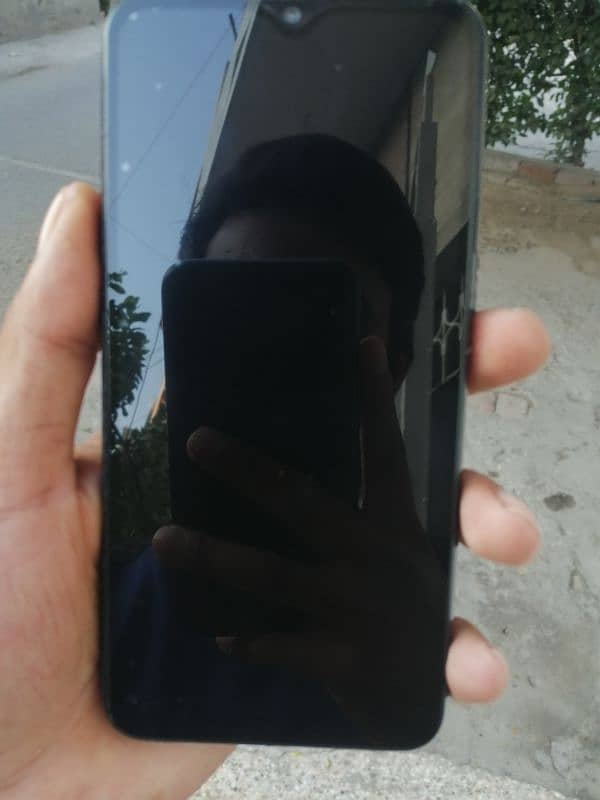 Realme C3 4 64 2