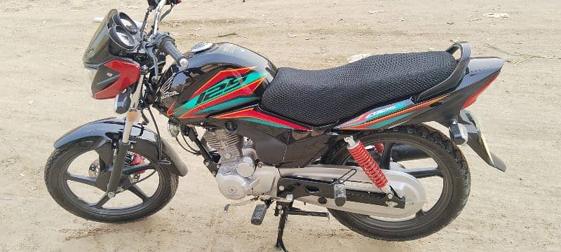 Honda cb 125F 1