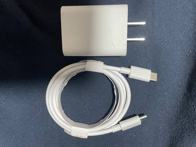 Google Pixel 6 pro ka 100% Original Box Pulled Charger hy 0