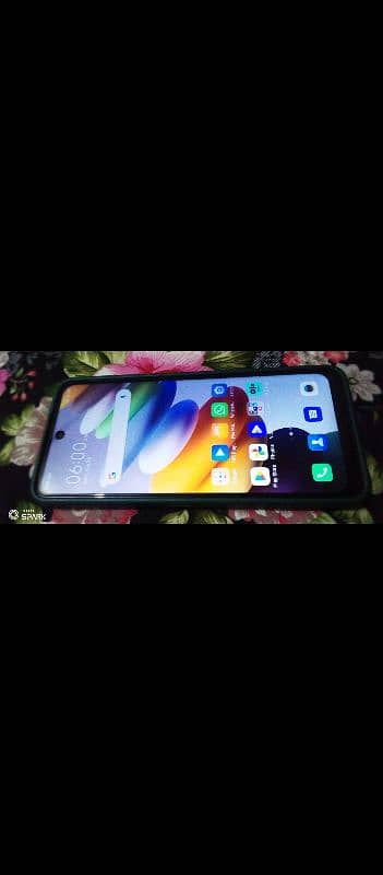 tecno spark 8 pro 4 64gb 0