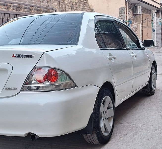 Mitsubishi Lancer 2004 5