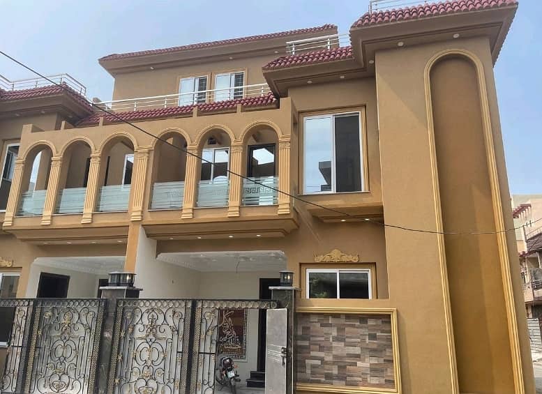 Corner 4 Marla House In Audit & Accounts Phase 1 For sale 3