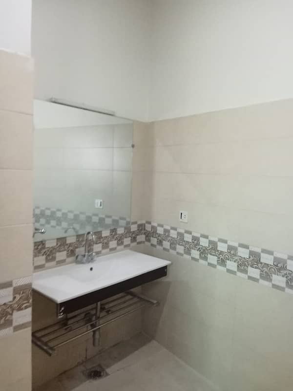 40x80 upper portion for rent in G-15 Islamabad 3