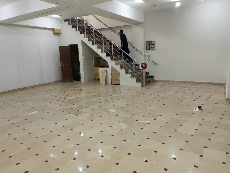 5,Marla Commercial Basement Hall Attach bath Available For Office Use In Johar Town Near Emporium Mall 0