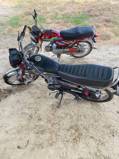 honda 125 16/17 model hy mtlb 2016 k 11month men nikli hy 17 ka stiker