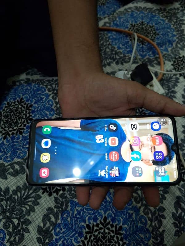 SAMSUNG A32 5G 9/10 CONDITION FULL BOX 4