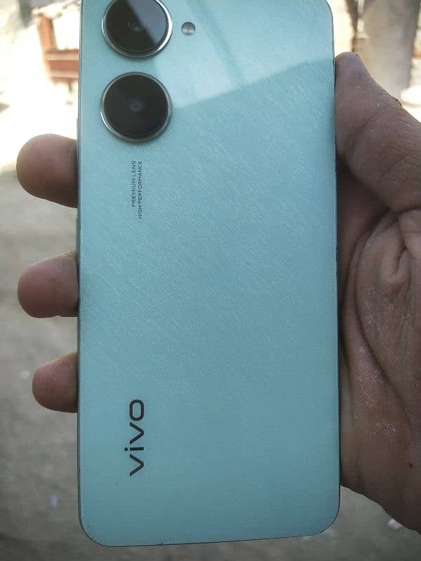 vivo y03 2