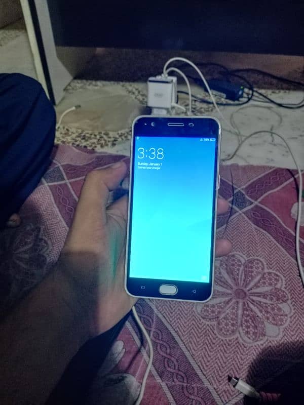 OPPO A57 0