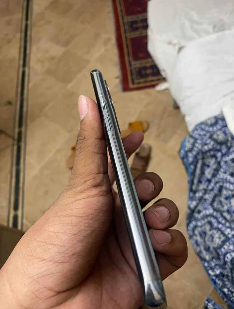 oneplus 9 pro 10by10 condition urgent sale 1