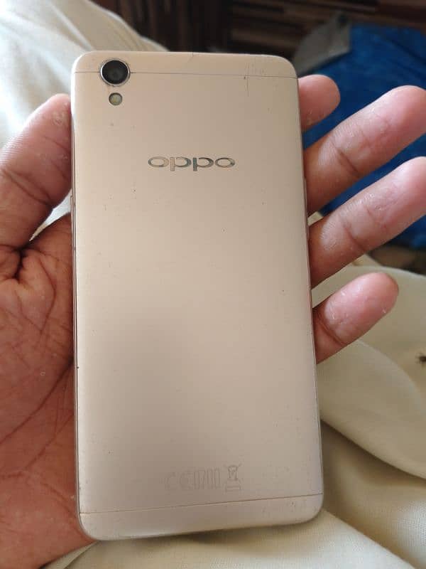 Oppo A37 1