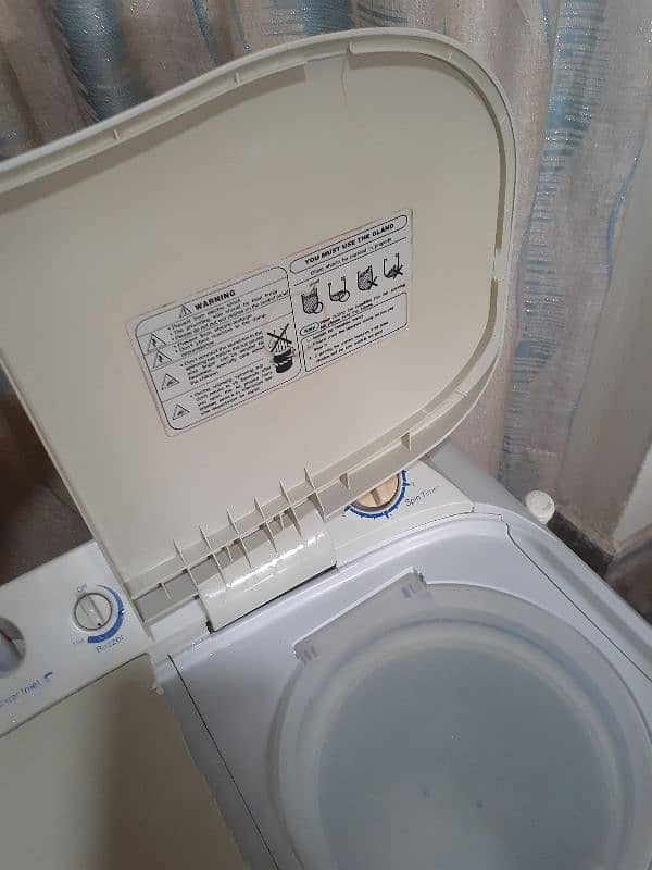 Haier washing machine & dryer HWM80-000S , 4