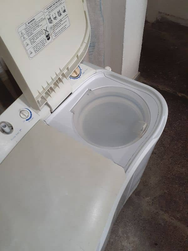 Haier washing machine & dryer HWM80-000S , 5