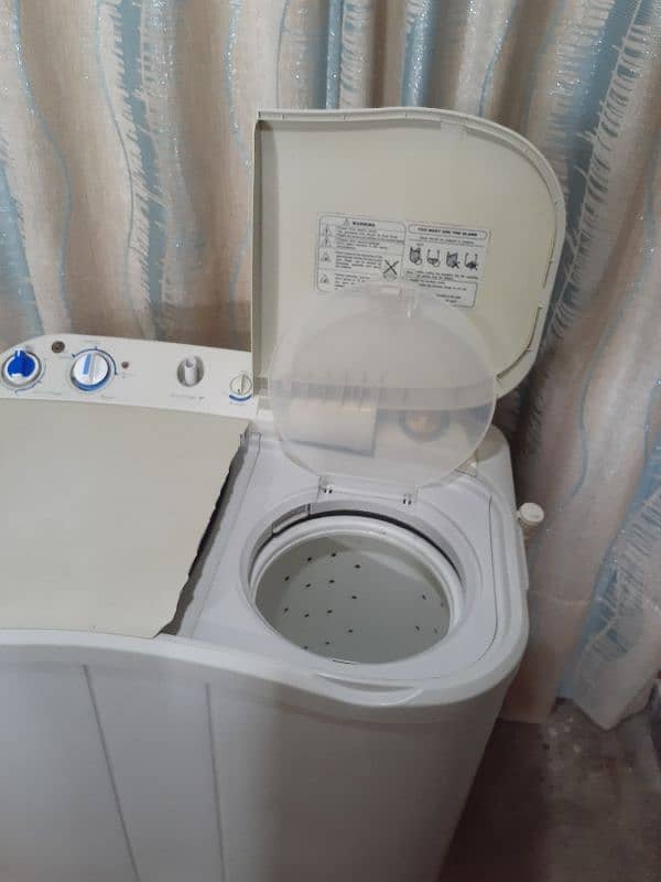 Haier washing machine & dryer HWM80-000S , 9