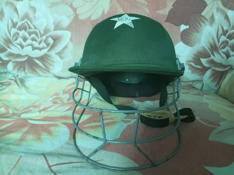 Helmet for hard ball 0