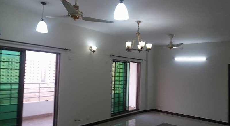 12 Marla 4 bed Flat for Rent in Askari 11 -Sector B 21