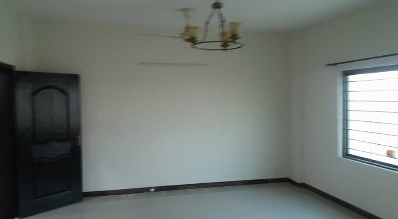 12 Marla 4 bed Flat for Rent in Askari 11 -Sector B 23