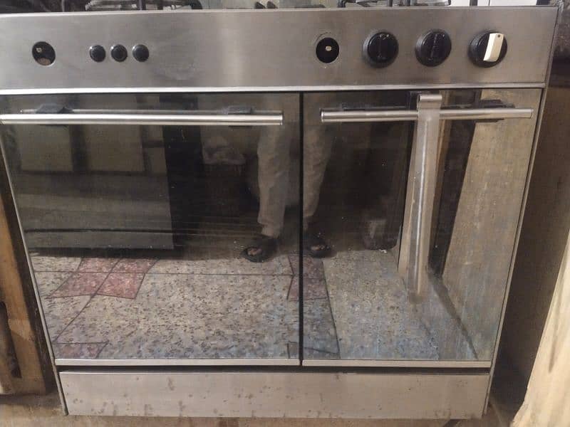 Cooking range is a available for sale. Good condition all set. 1