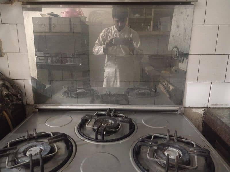 Cooking range is a available for sale. Good condition all set. 6