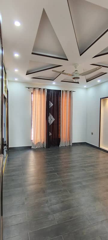 10-Marla (Residential) House For Sale In Talha Block Sec-F Bahria Town Lahore, 2