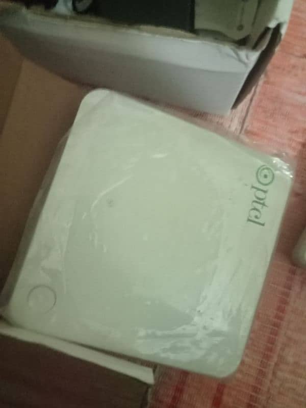 ptcl Smart tv box 0