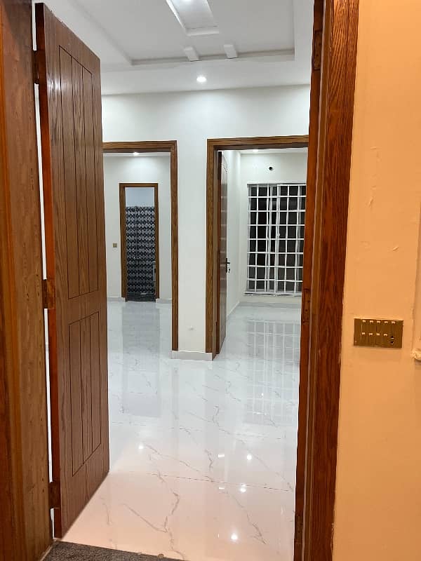 5 Marla House Available In Nashman Iqbal Phase2 21